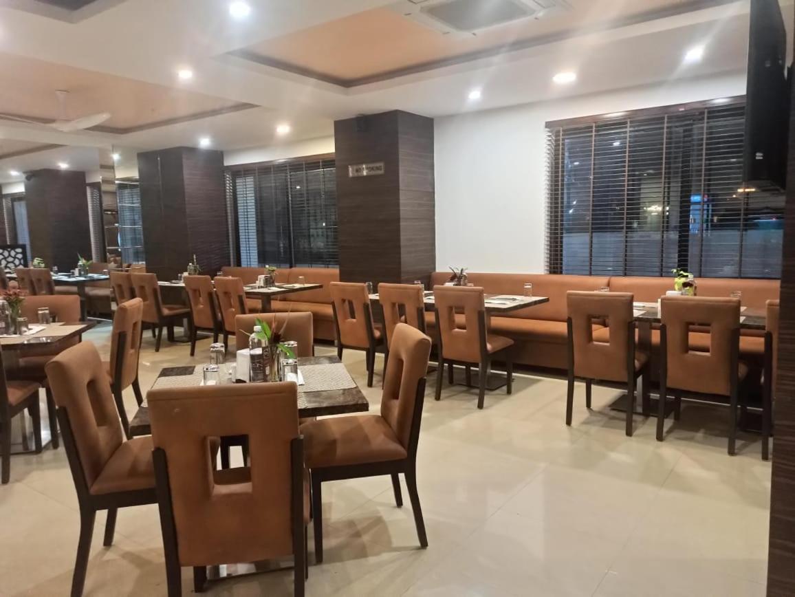 Rns One Hotel Subrahmanya Exterior foto
