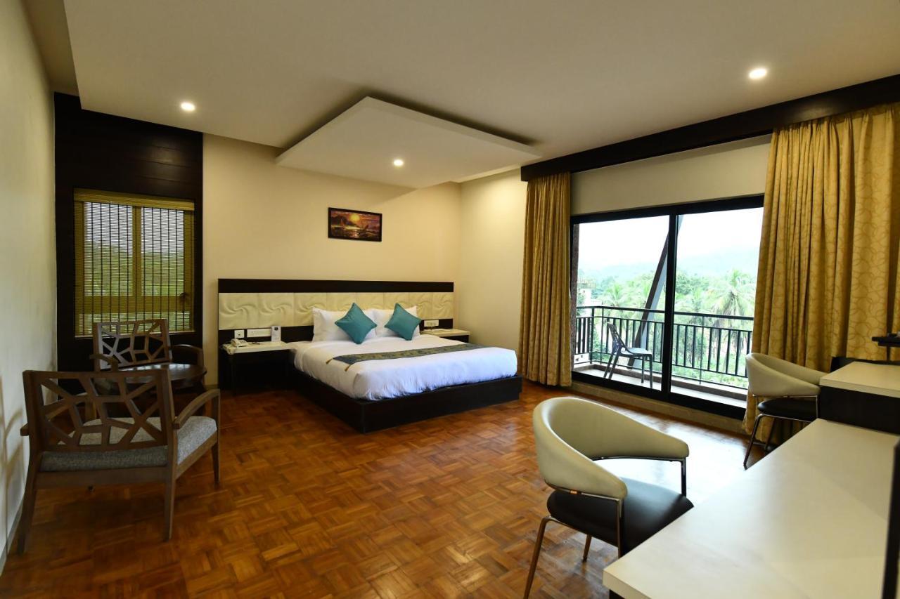 Rns One Hotel Subrahmanya Exterior foto